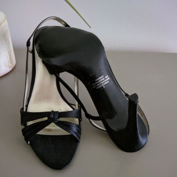 NINE WEST "Reedy" Slingback Black Satin Sandals 9M - Picture 3 of 5